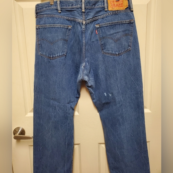 Mens Levis Jeans Size 42 - Picture 8 of 12